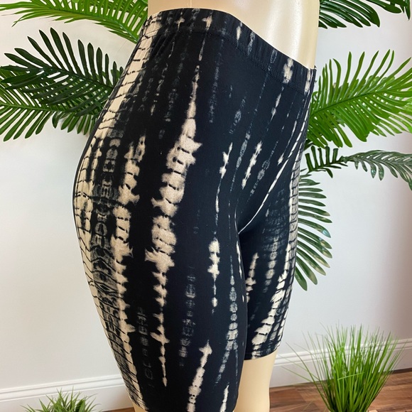 ‼️Tie Dye Biker Shorts Leggings Active Wear Shorts - Picture 3 of 8